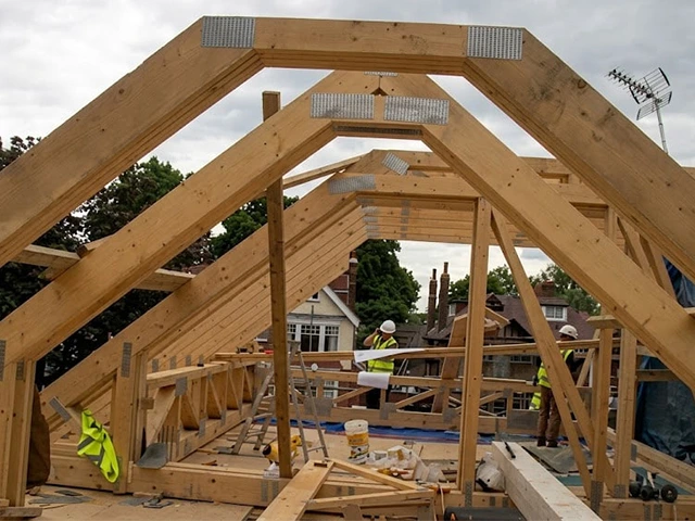 Roof Truss Assembly